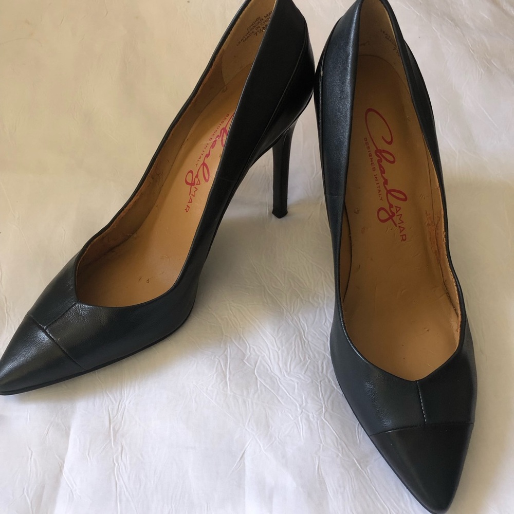 Designed in Italy Charly AMAR black leather pointed toe pumps, size 7 1/2 M